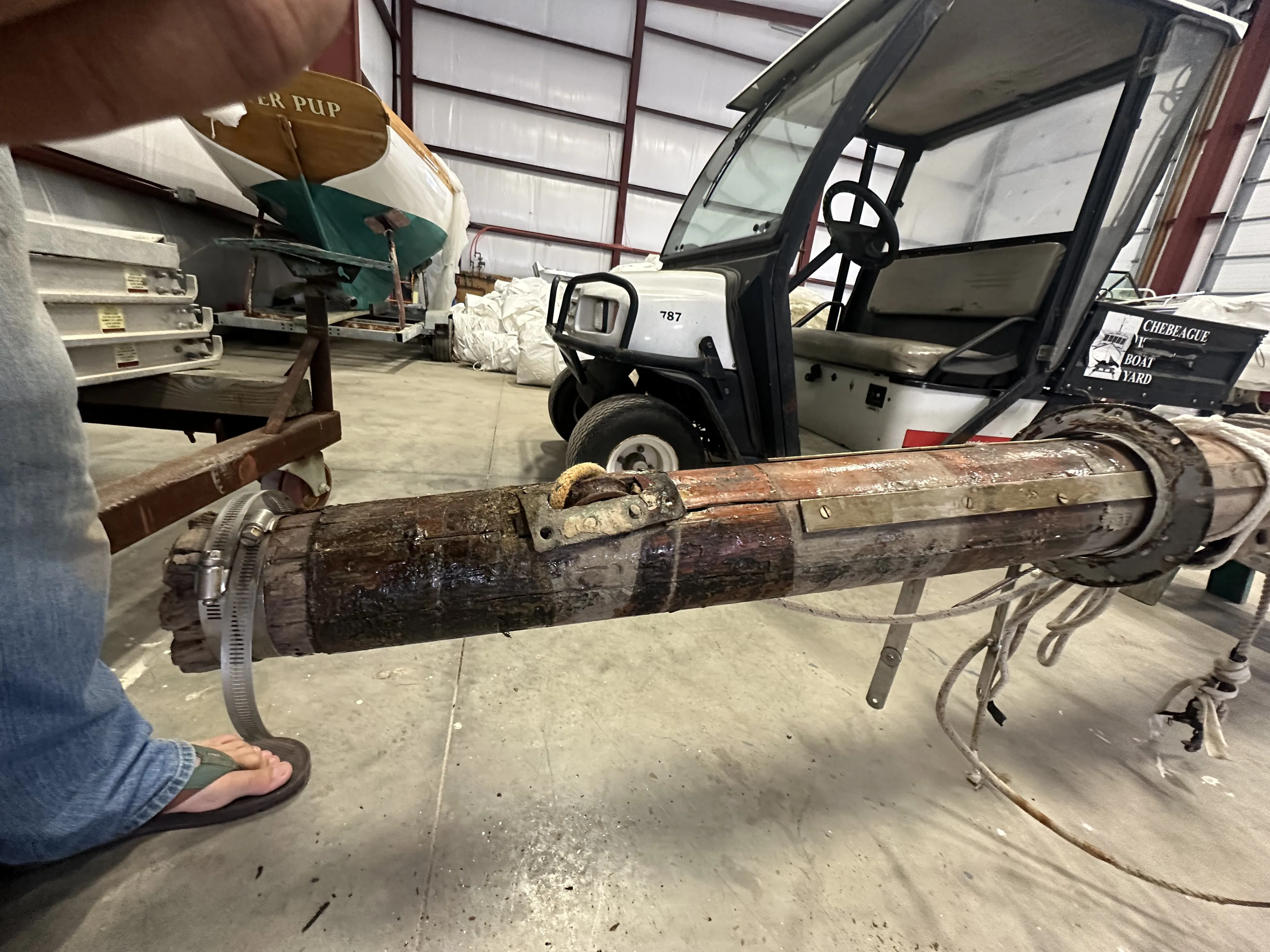 The heel end of the old mast