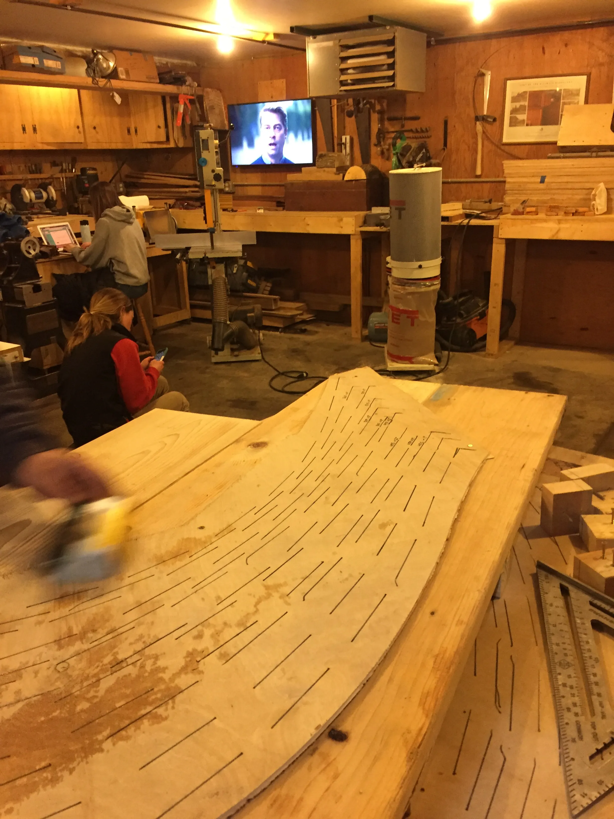 Lamination form with station lines